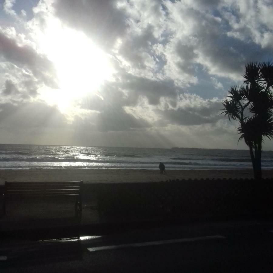 Le Studio Gallieni, Face Mer, Vous Accueille En Ete Comme En Hiver! ปอร์นิเชต์ ภายนอก รูปภาพ